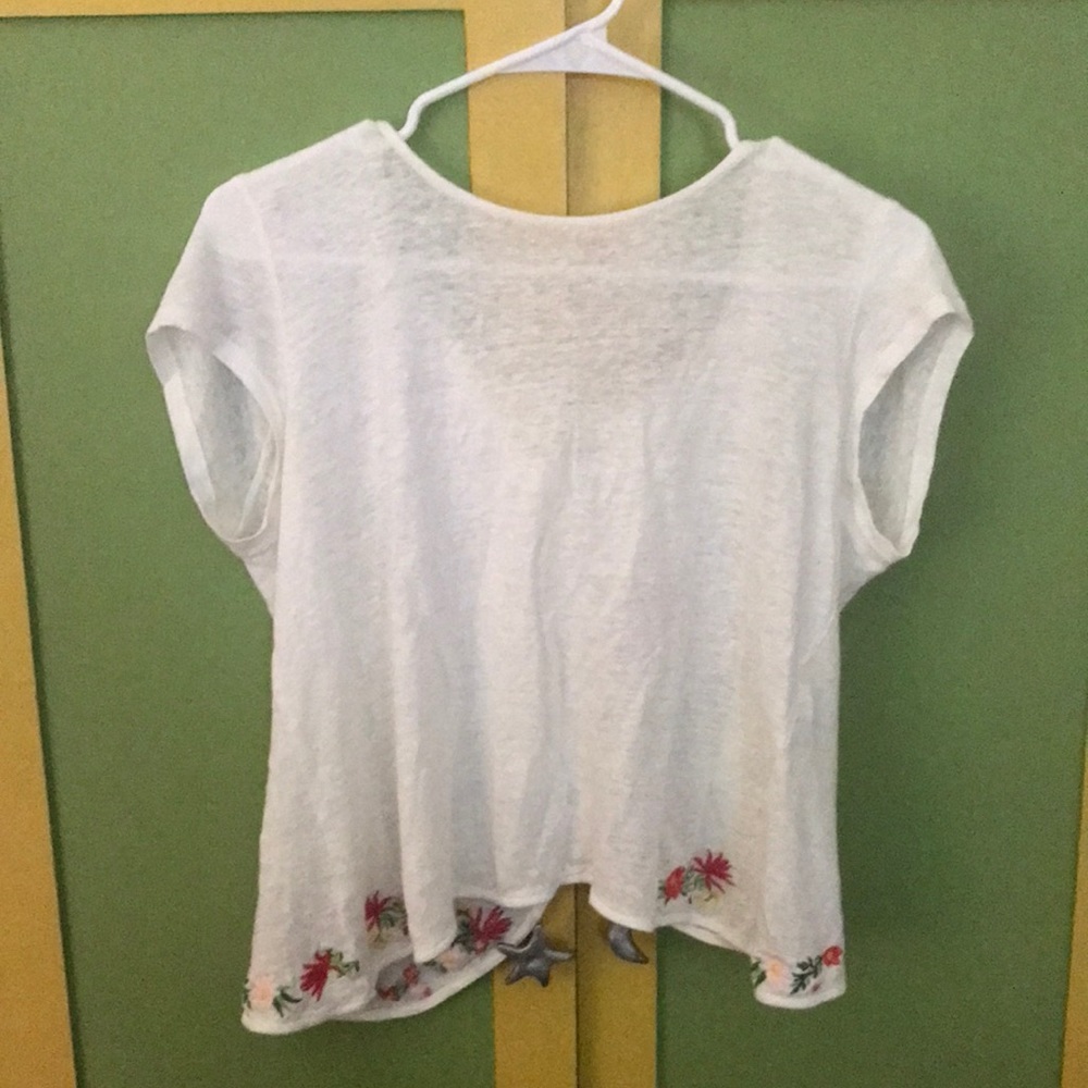Sesame Split Back T-shirt